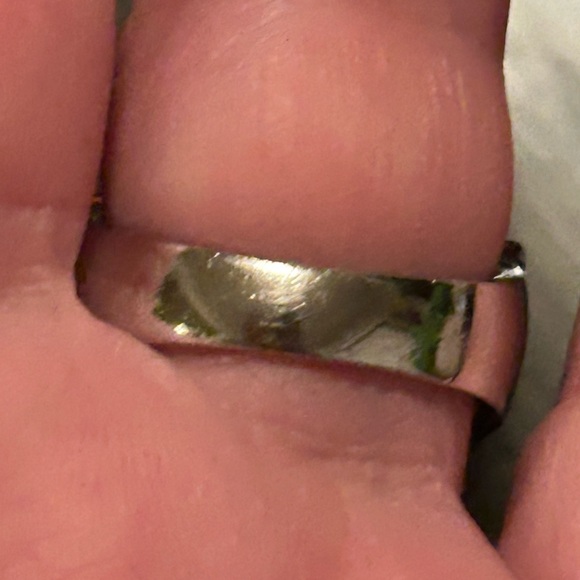 Beautiful sterling silver ring with pink n purple stones not sure if it’s real💎 - Picture 9 of 14